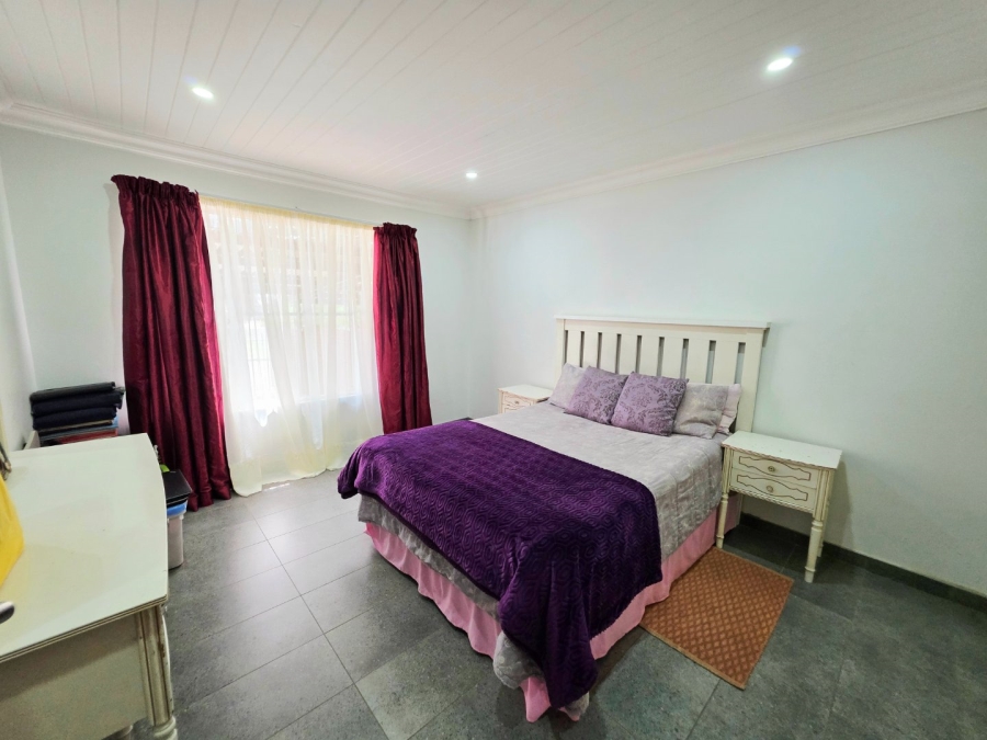 4 Bedroom Property for Sale in Generaal De Wet Free State